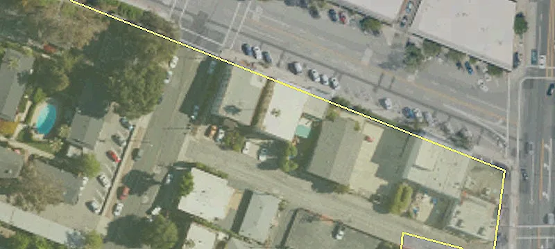 842 Mariposa St
