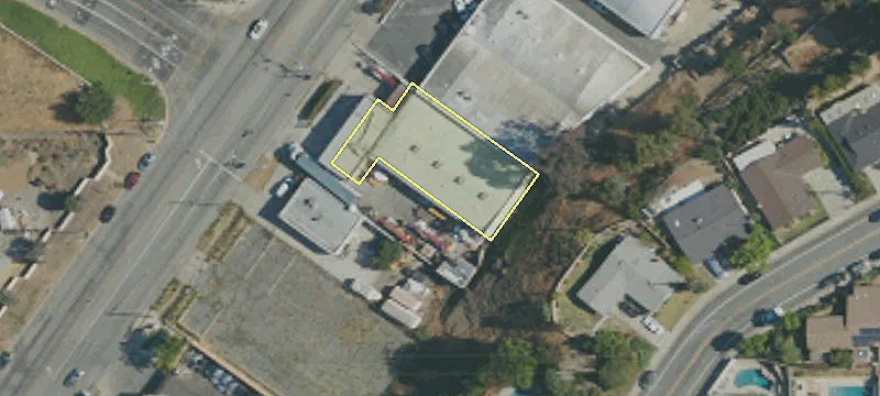 1290 Monterey Pass Rd