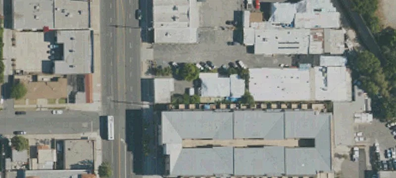330 San Gabriel Blvd