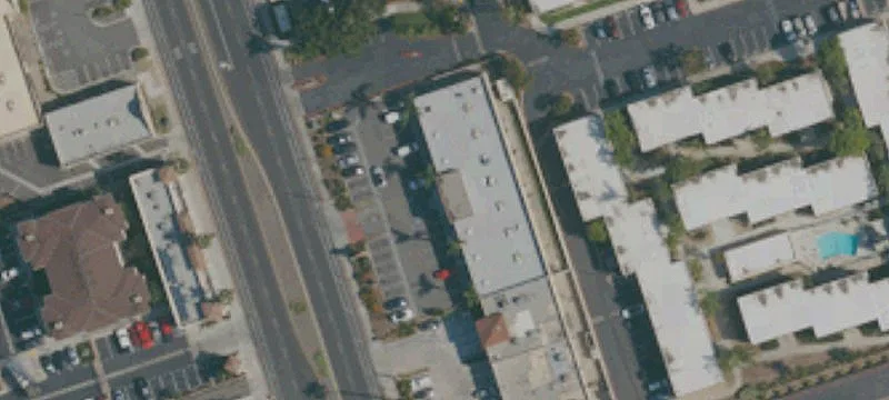 1037 Broadway