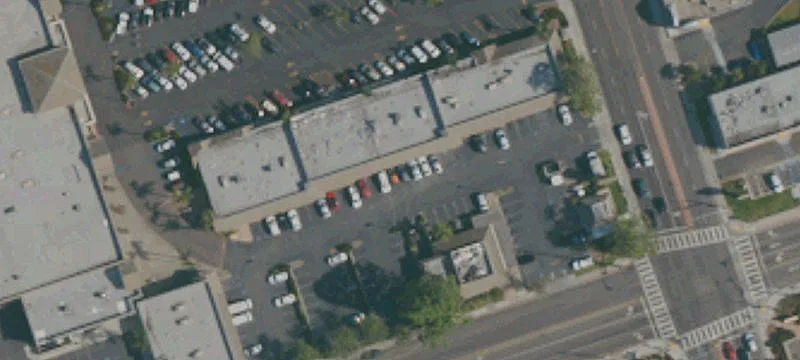 1090 3rd Ave