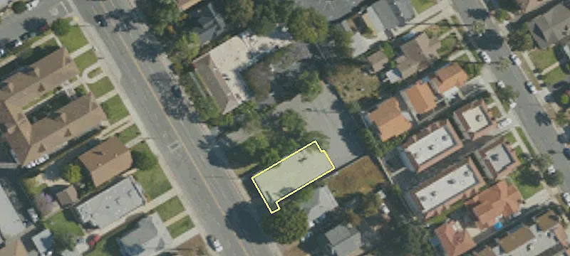 320 Garfield Ave