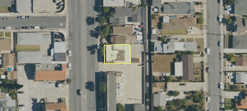 2222 San Gabriel Blvd