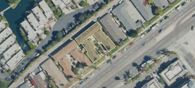 561 Washington Blvd