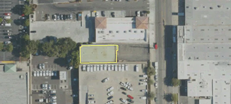 323 Date Ave