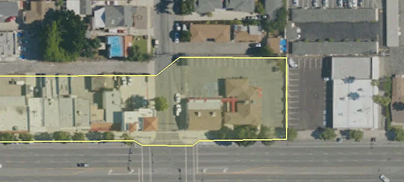 1033 Las Tunas Dr