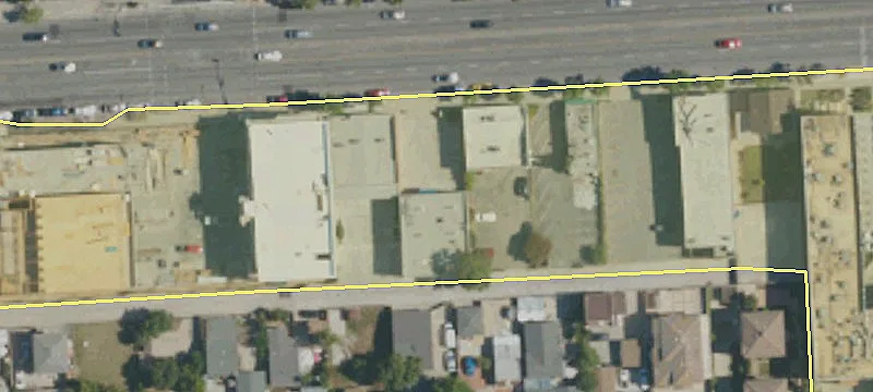 320 Vly Blvd
