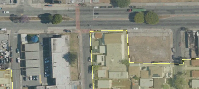 1000 Rosecrans Ave