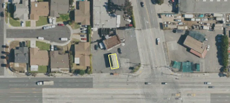 333 Rosecrans Ave