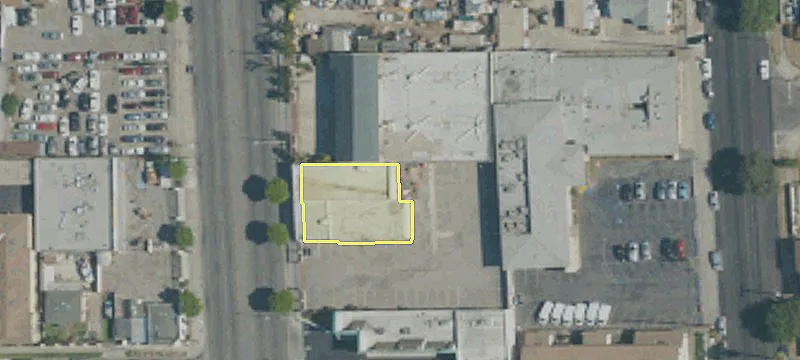1320 Long Bch Blvd