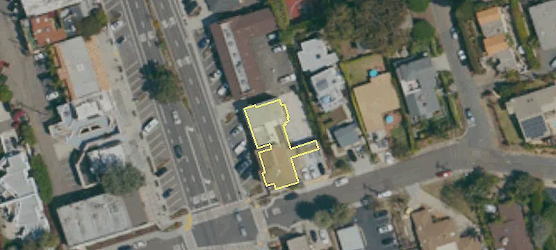 1105 Camino Del Mar