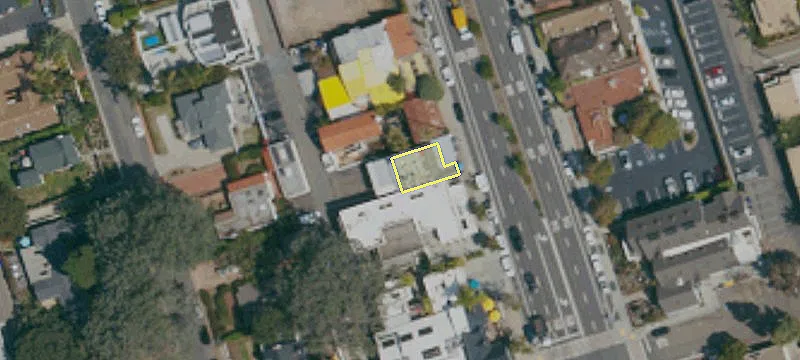 1328 Camino Del Mar