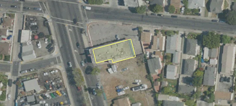 11010 Long Bch Blvd