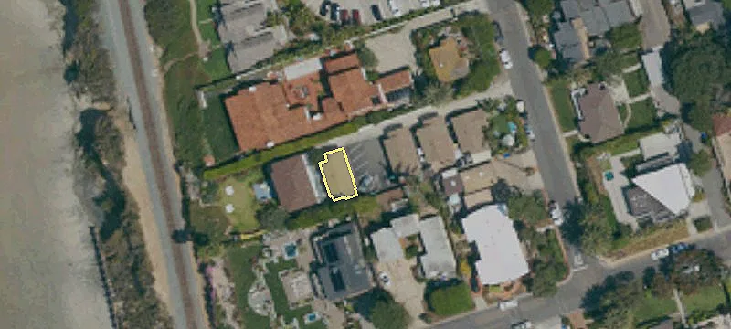 1320 Ocean Ave