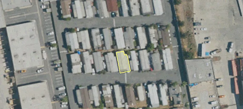 425 Gardena Blvd