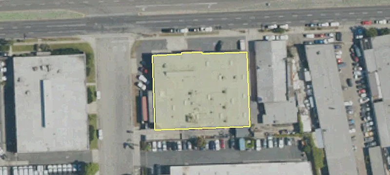 340 Alondra Blvd