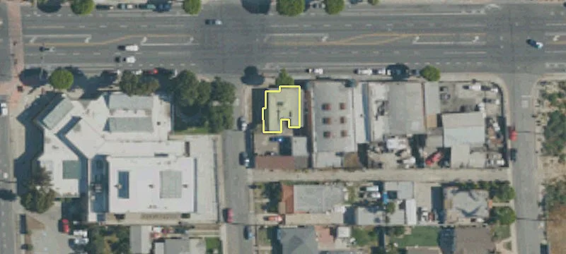 800 Compton Blvd