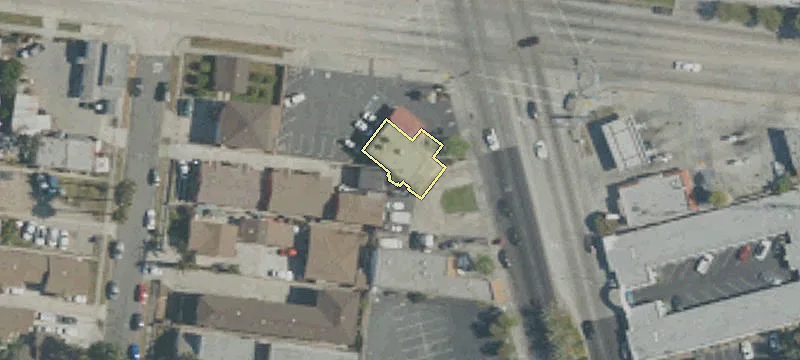 10711 Long Bch Blvd