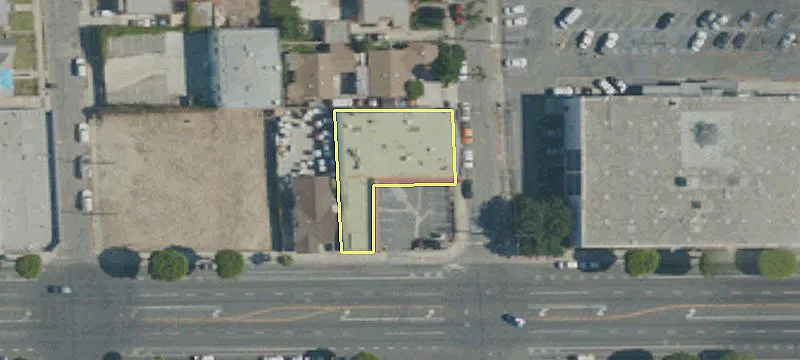851 Compton Blvd