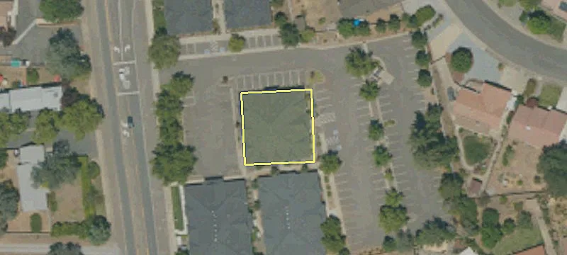 1425 Victor Ave