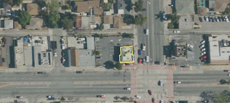 613 Rosecrans Ave