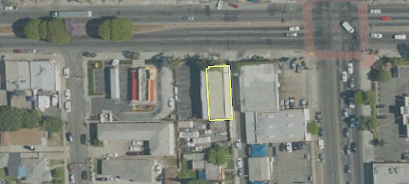 1318 Rosecrans Ave