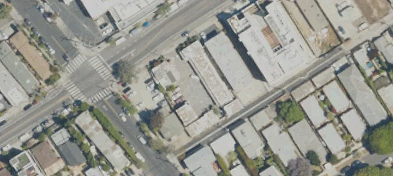 710 Rose Ave