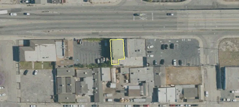 120 Rosecrans Ave