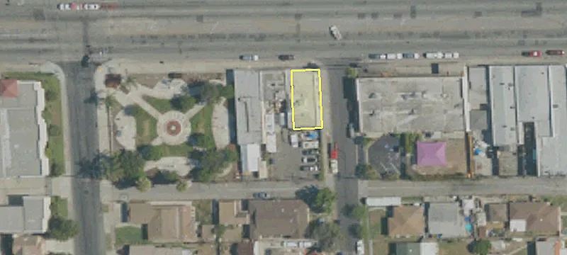 1540 Compton Blvd