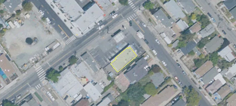 3130 35th Ave
