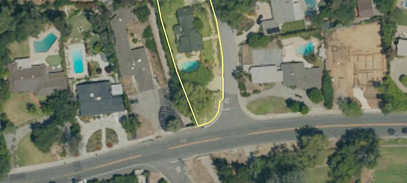 1471 Altadena Dr