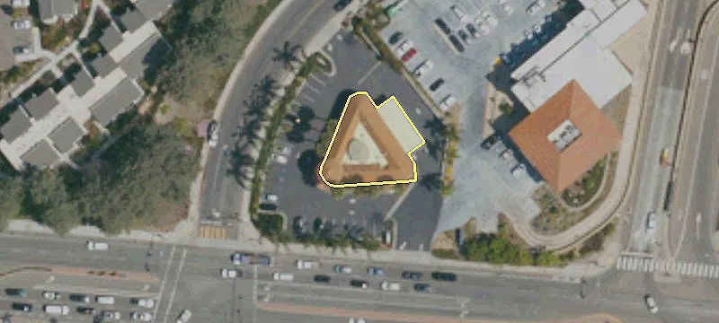 706 Lomas Santa Fe Dr