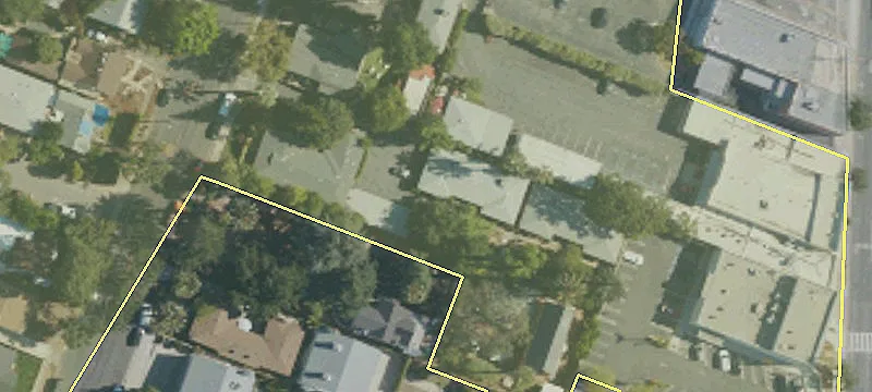 2440 El Molino Ave