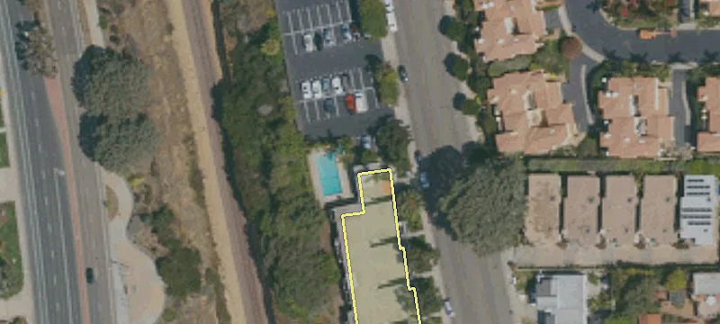 833 Cedros Ave