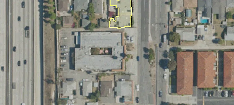 21515 Figueroa St