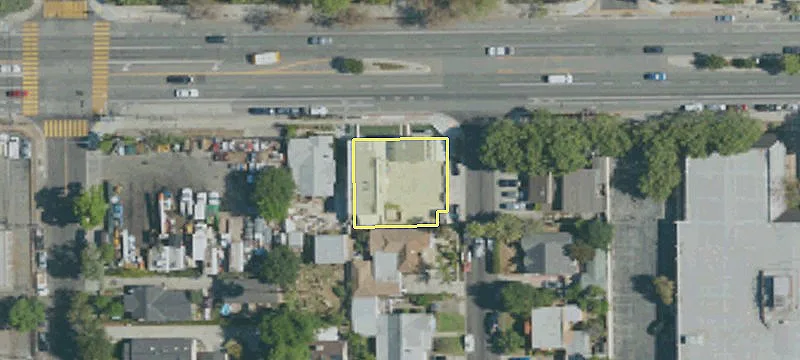 600 Woodbury Rd