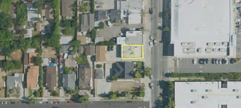 2399 Lincoln Ave
