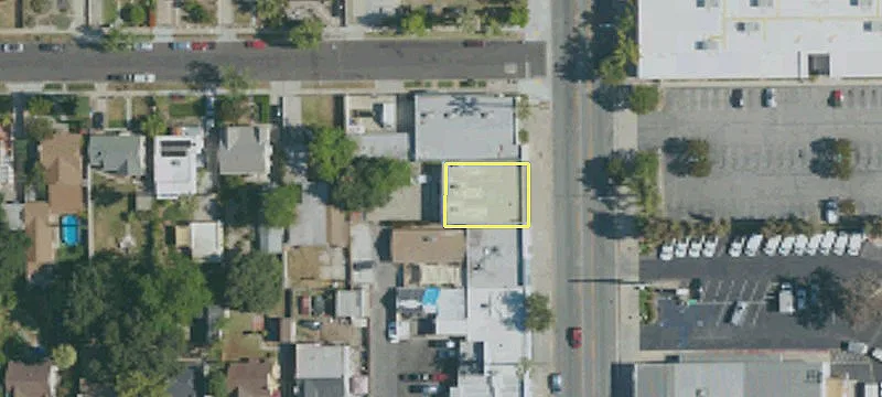 2361 Lincoln Ave