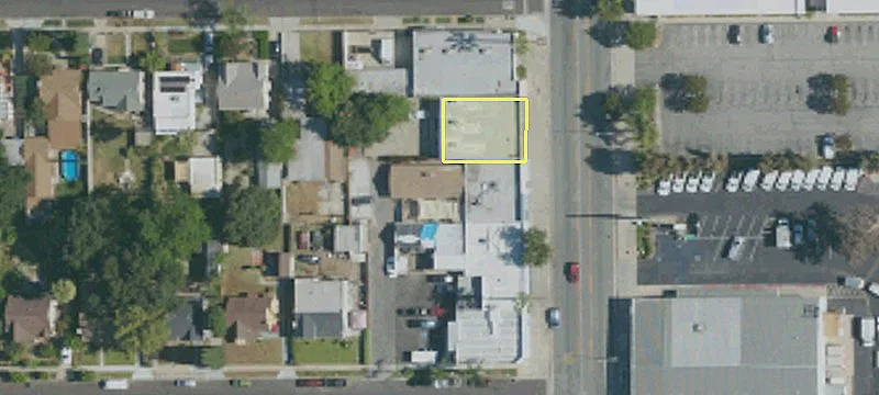 2351 Lincoln Ave