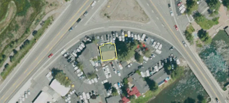 135 Riv Rd