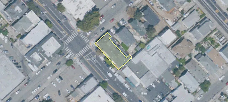 808 International Blvd