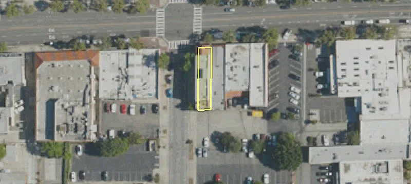 906 Mound Ave