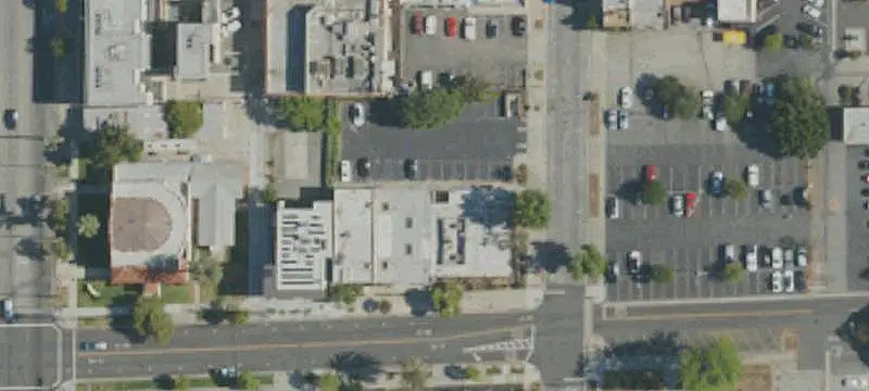 1416 El Centro St