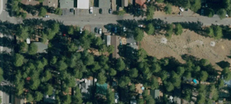 8646 Golden Ave