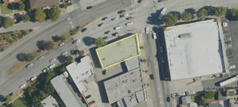 1327 Huntington Dr