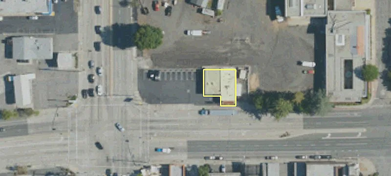 27 Woodbury Rd