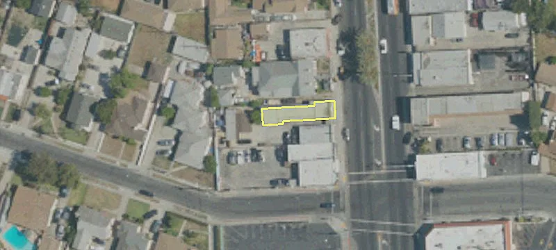 12023 Long Bch Blvd