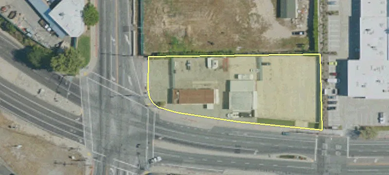 843 Woodbury Rd