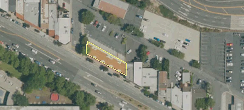 1049 Foothill Blvd