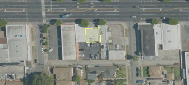 1218 Compton Blvd